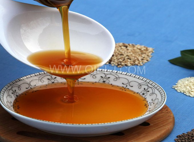 芝麻油提取加工，企鵝糧油機械生產色香味俱佳的油脂(圖1)